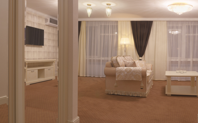 Salyut Hotel