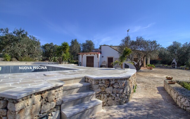 Cavaliere Lovely Pool Home