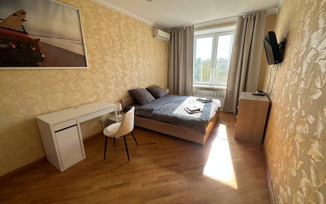 UraganArart Na Nakhimovskom Prospekte Apartments