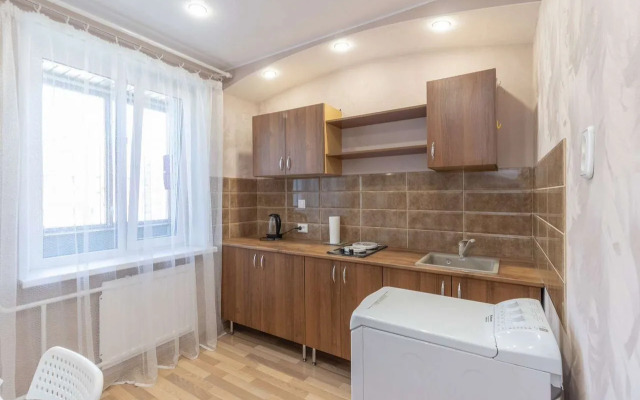 Na Ulitse Parkhomenko Flat