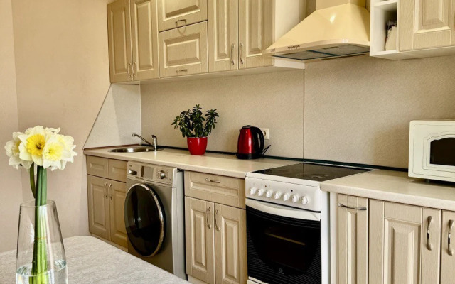 Квартира 2-х комнатная 40лет/1 мая