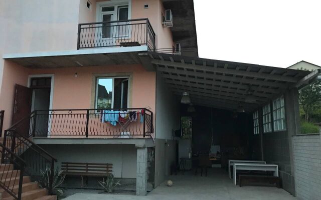 Mechta Guest House