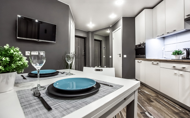 Апартаменты Grey Cardinal Sutki Life