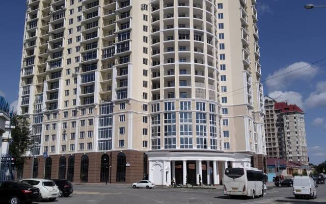 S Shikarnym Vidom Apartments