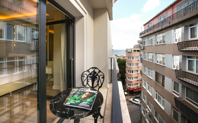 Great Fortune Design Hotel