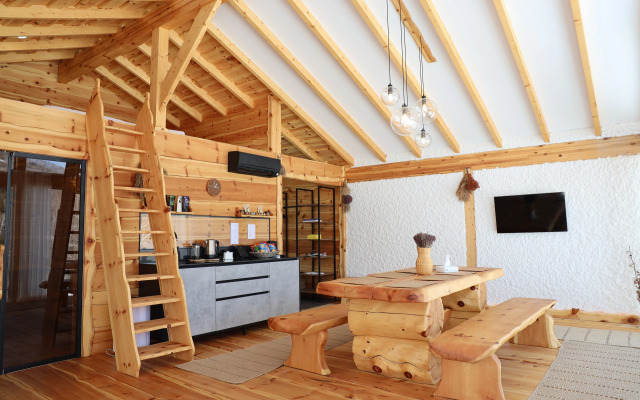 Altay Pelas Chalet