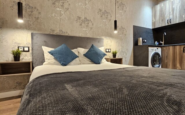 Tavricheskaya 4 Apartments