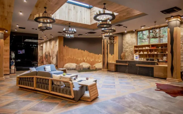 Resort Kashmir Wellness & SPA Hotel Adults Only
