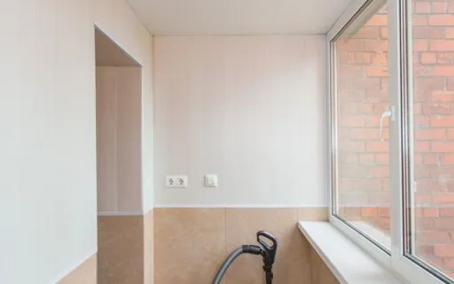 Na Ulitse Tolstogo 43A Flat