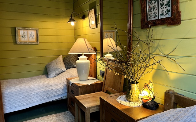 Domik V Lesu Guest House