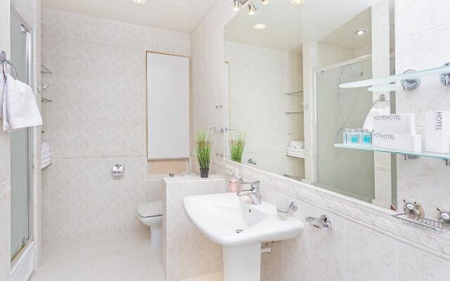 Lyuksovye Apartamenty Dve Spalni Dva Sanuzla Apartments