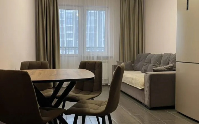 Na Verkhney Naberezhnoy 161/13 Flat