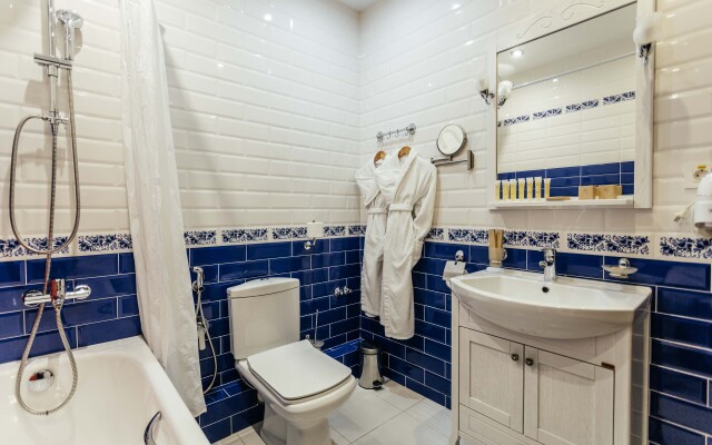 Customs House Hotel & SPA Hotel