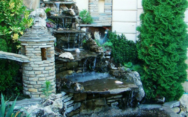 Tashir Guest House