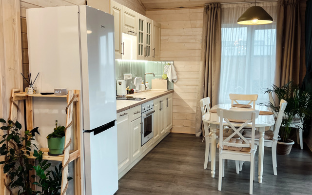 Домик "Сказочный Лес" с гриль-мангалом, костровой и большой сауной