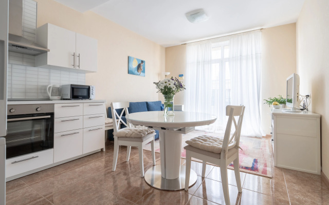 Квартира Рядом с Невским Проспектом