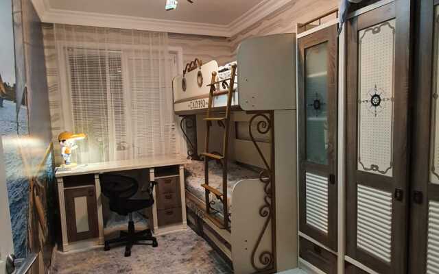 Апартаменты 345 Дагестанской Стрелковой Дивизии 17Б