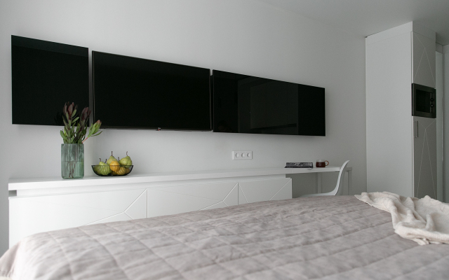 MyhomeYourhome Na Salova 61 Apartments