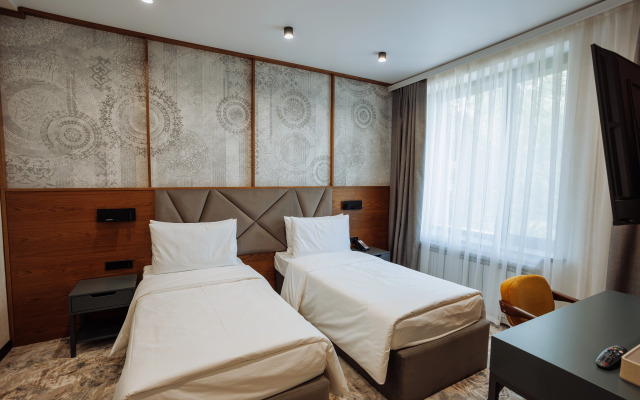 Aurum Garden Hotel