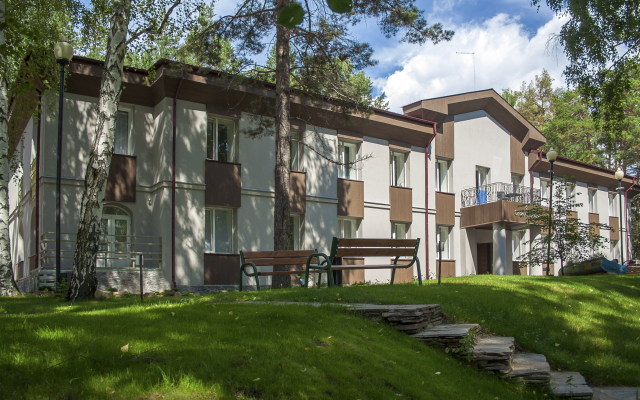 ELOVOE  Scandinavian Park-Hotel