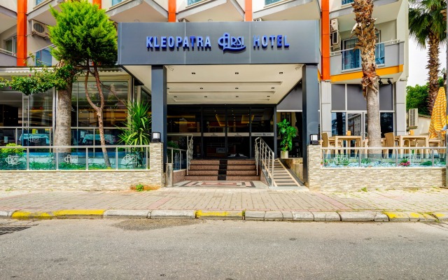 Kleopatra Arsi Hotel