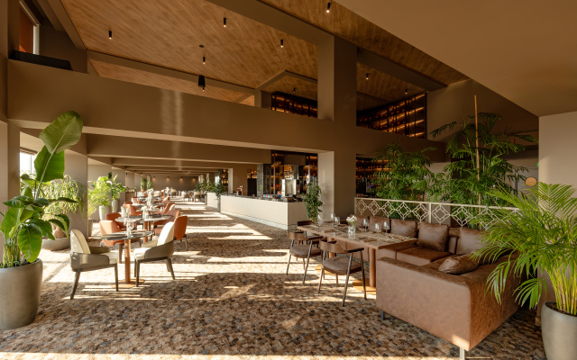 Отель Miracleon Dusit Thani Resort & SPA Anapa 5*
