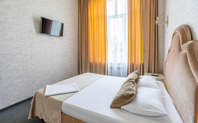 Hotel Marton Sholokhova