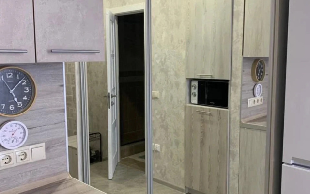 Studiya 298 Na Ulitse Gaydara 22k1 Flat