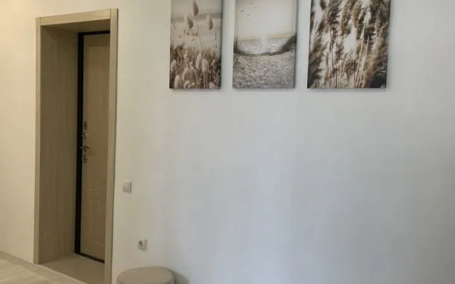 Квартира c нoвым coвременным peмoнтoм и новой техникoй