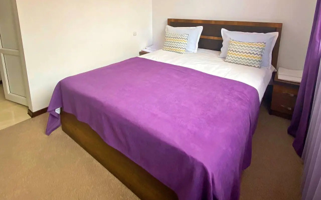 Mina Hotel