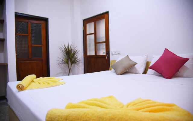 Relax House