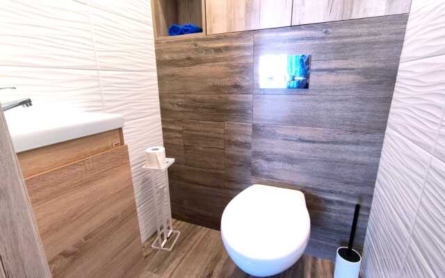 Апартаменты двухкомнатные Татьянин Дом вблизи Амура и парка Северный