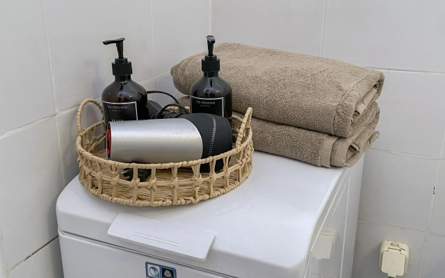 Квартира Welcome Home с Балконом у Метро Народное Ополчение