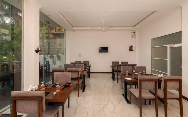 Hotel Beverly Beach Hotel Negombo Hotel