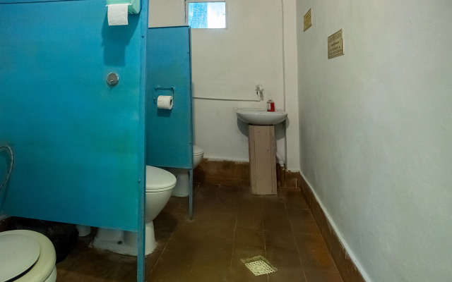 Yug Turist Guest house