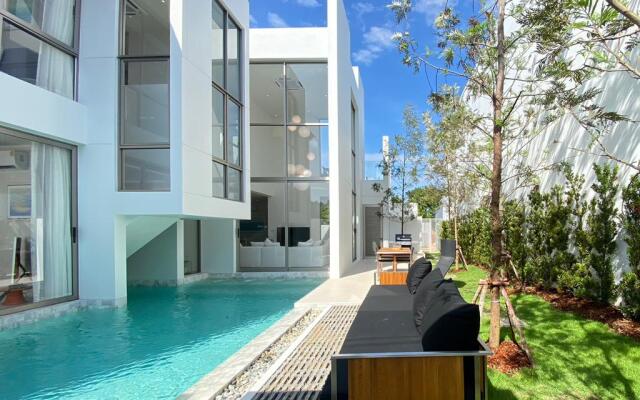 Modern Villa Luxpride Villa