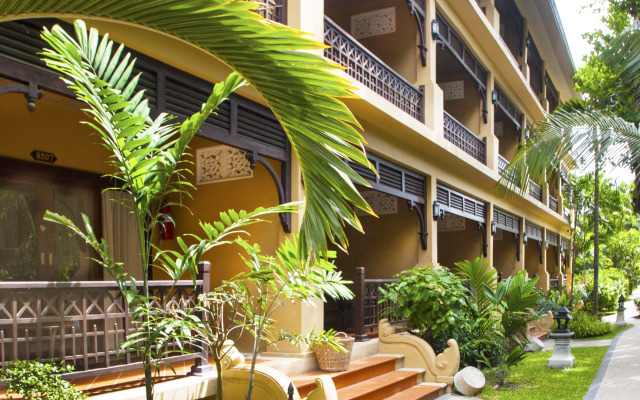 Resort The Fair House Beach Resort & Hotel