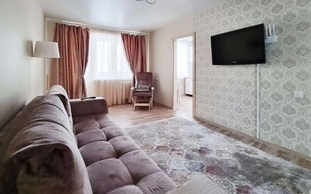 Na Ulitse Imeni Kosmonavta Popovicha 25 Apartments