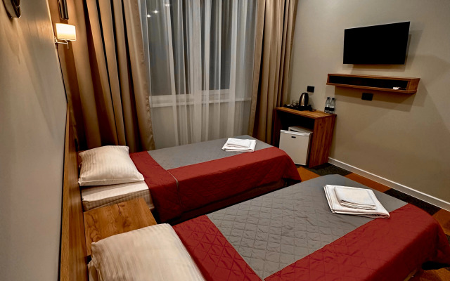 Cremant Hotel