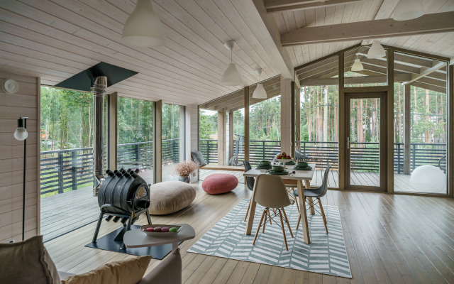 Частный дом пространства три тома у Финского залива