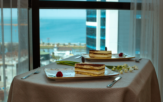 New Wave Hotel - Image 4