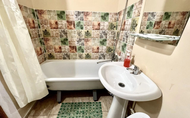Na Ulitse Entuziastov 13 Flat