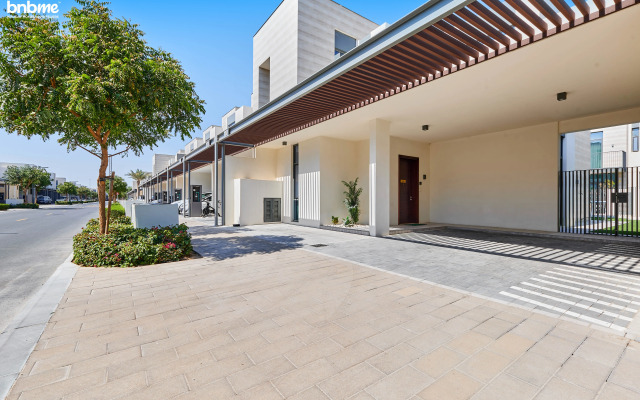 Частный дом Bnbme Sun Villa 4 BDR