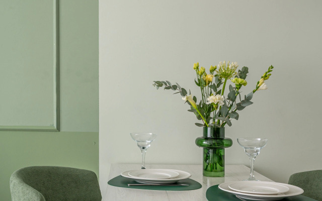 Студия у Метро Космонавтов