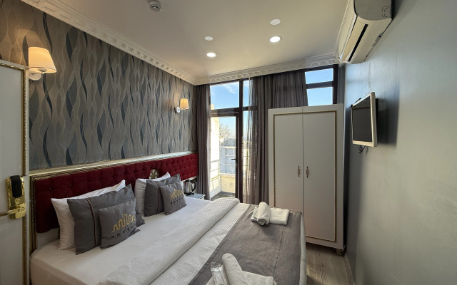 Rhythm Hotel