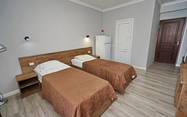 Tuapse Hotel