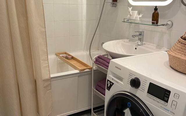 Na Bolshoy Sadovoy flat