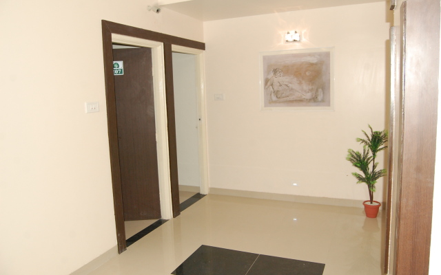 Отель Parth Executive