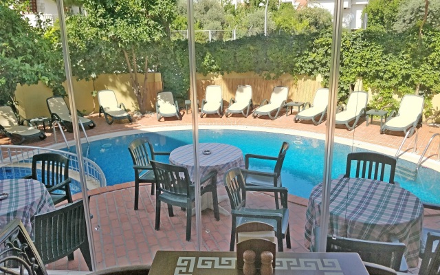 Bade Hotel