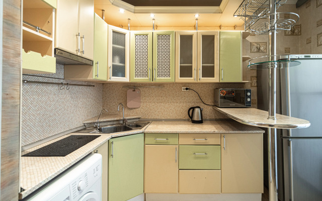 Kirovskiy Zavod Apartments